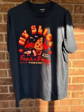 Old Navy Navy Graphic Tee with Red & Yellow Pizza Print Unisex